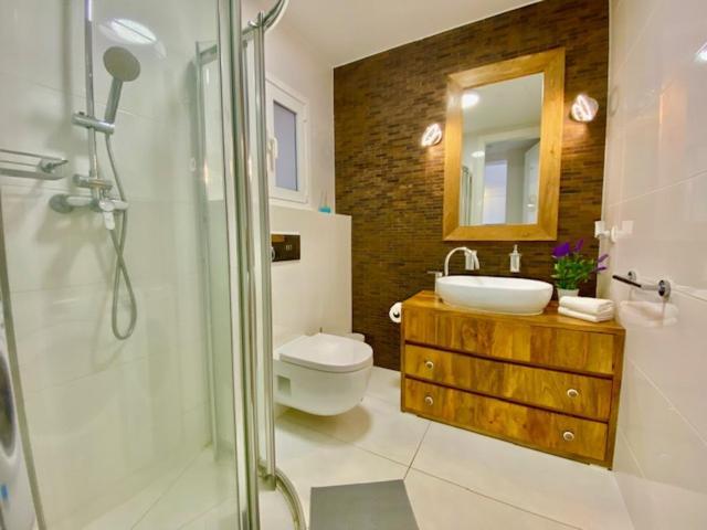 Marisol Beautiful Apartment With Oceanview 아데제 외부 사진