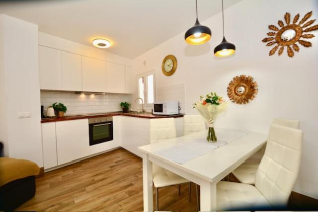 Marisol Beautiful Apartment With Oceanview 아데제 외부 사진